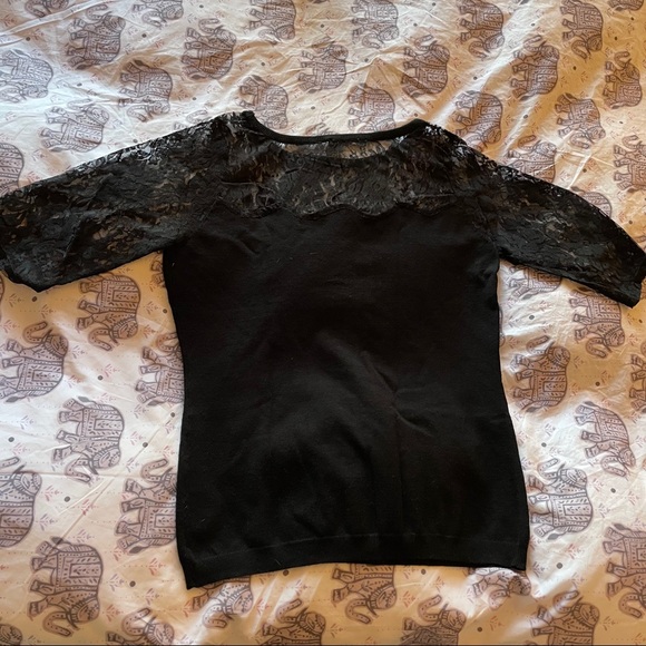 3/$30 | NWOT Business casual top with lace detail - Picture 2 of 4